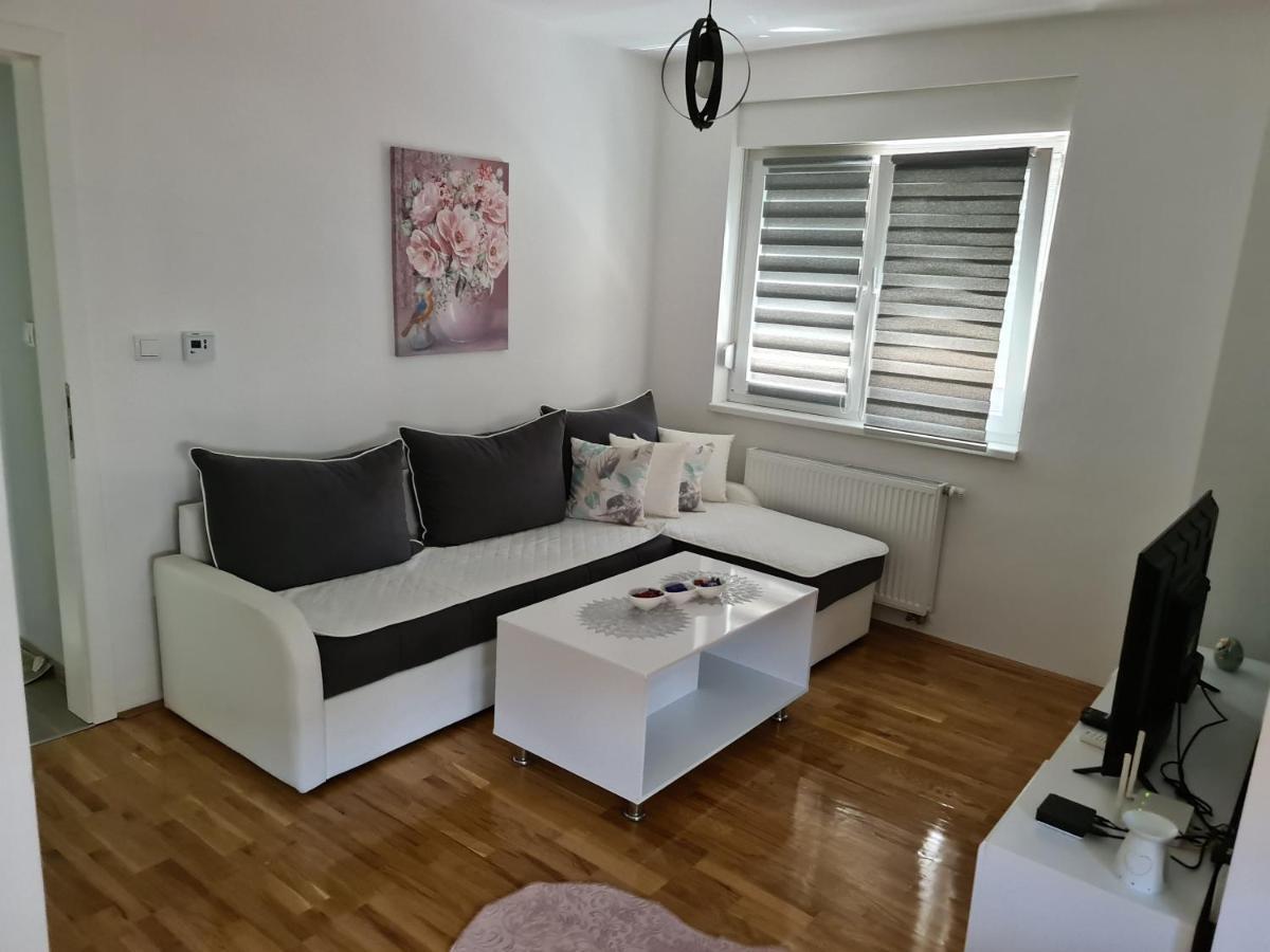 Apartman Crystal Брчко Екстер'єр фото