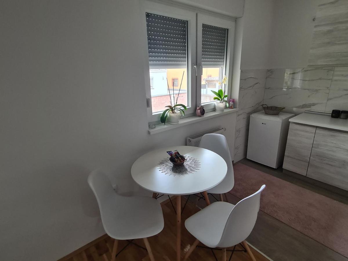 Apartman Crystal Брчко Екстер'єр фото